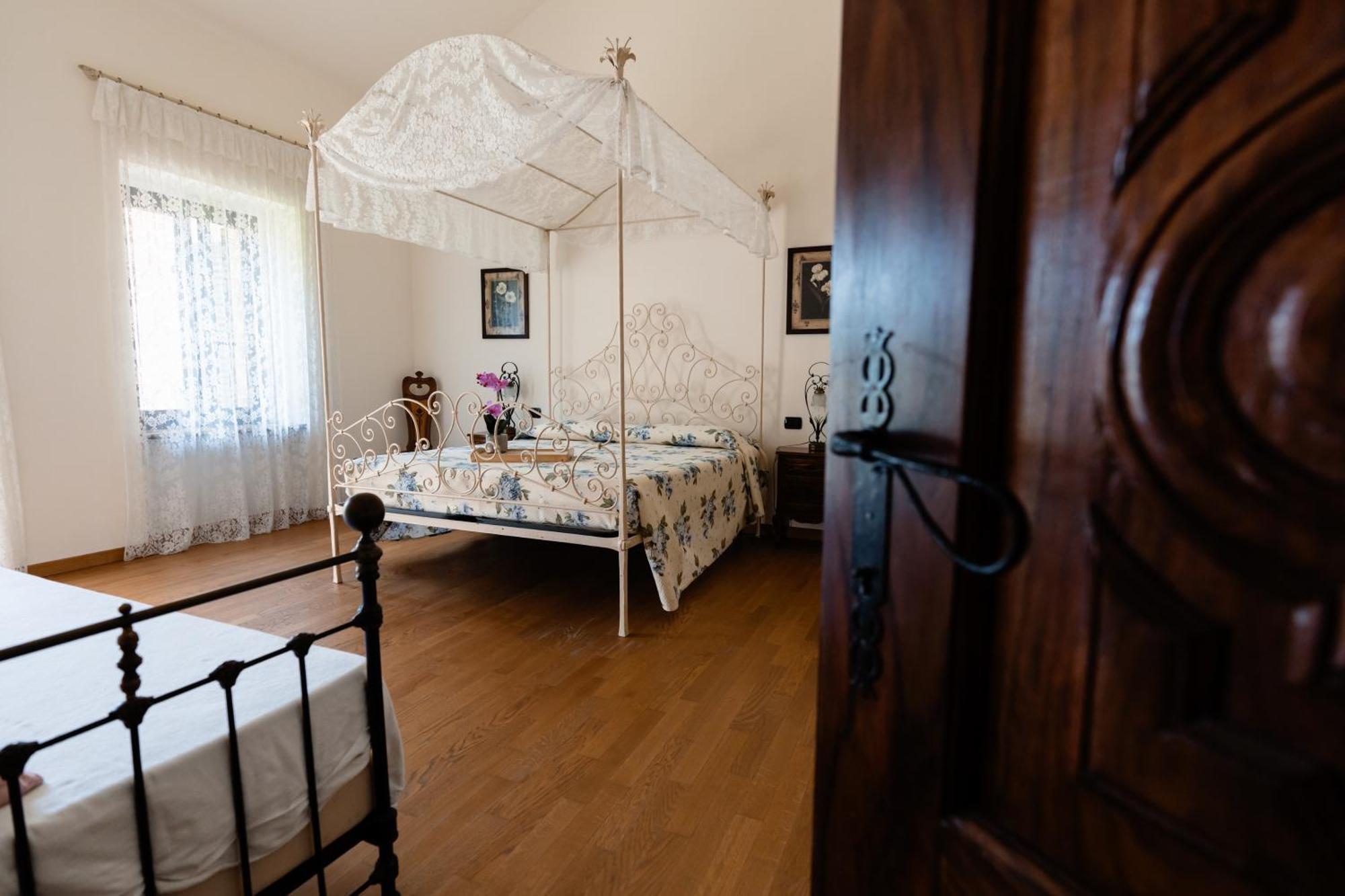 Cadgal - Tenuta La Cova Calamandrana Buitenkant foto