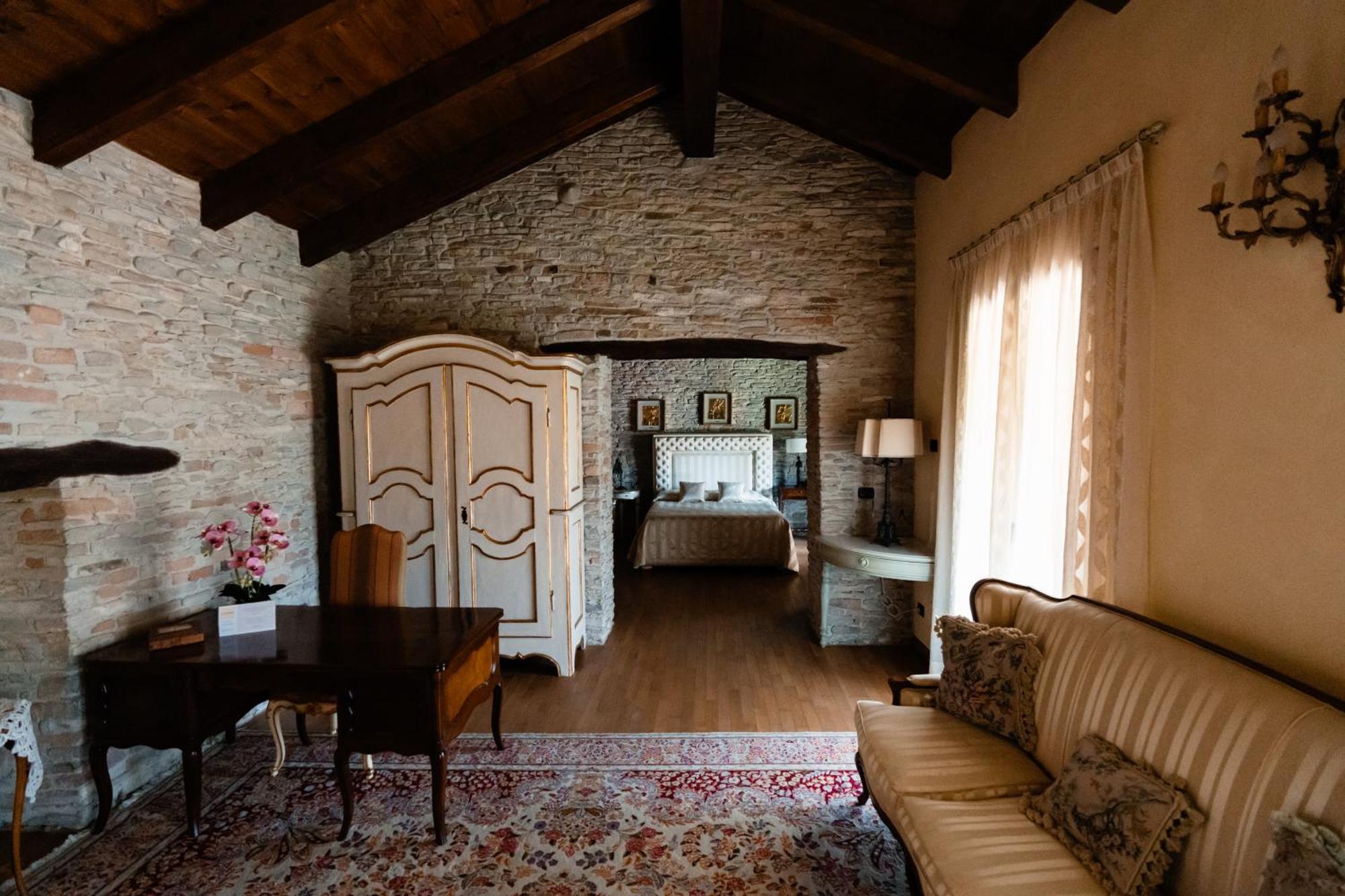 Cadgal - Tenuta La Cova Calamandrana Buitenkant foto