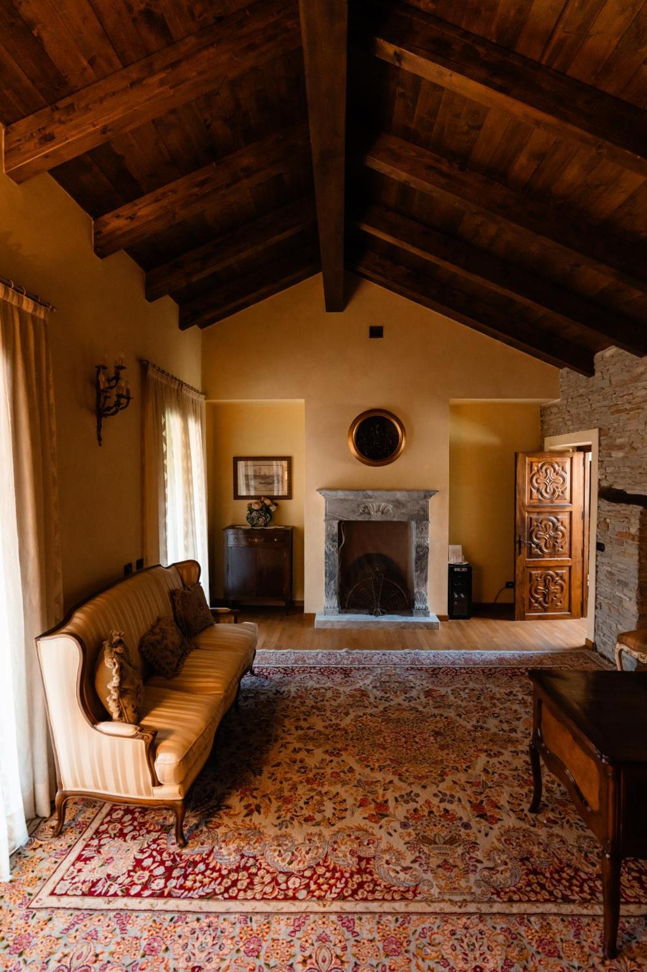 Cadgal - Tenuta La Cova Calamandrana Buitenkant foto